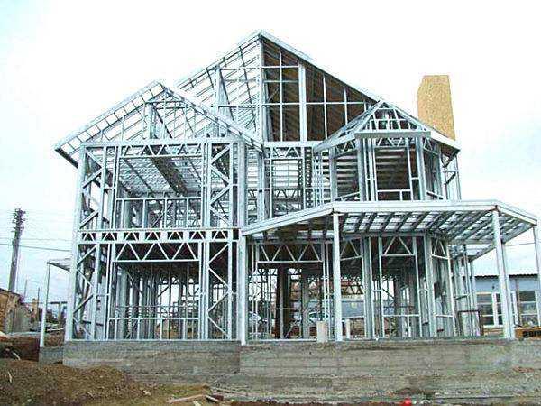 新郑钢结构建筑的腐蚀问题应该如何预防